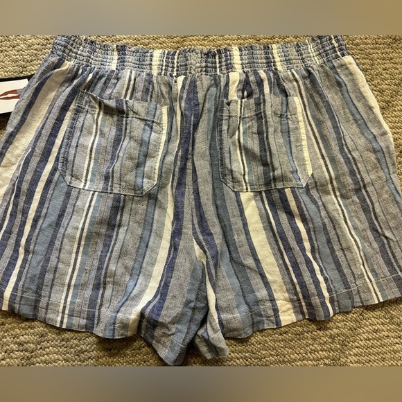 Briggs linen blend lightweight shorts pocket front tassel nautical blue - Picture 2 of 6